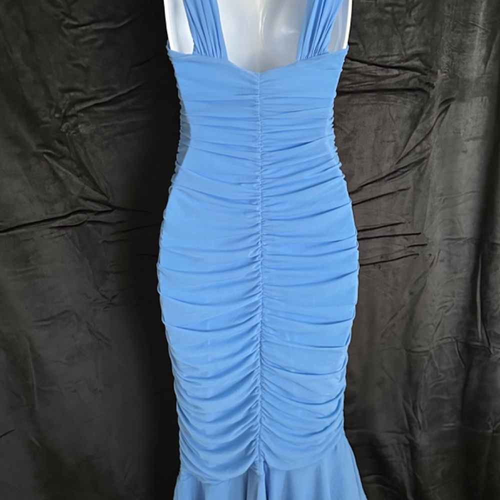 Revolve X Michael Costello Hilary Gown in Pale Blue size S - Picture 7 of 9
